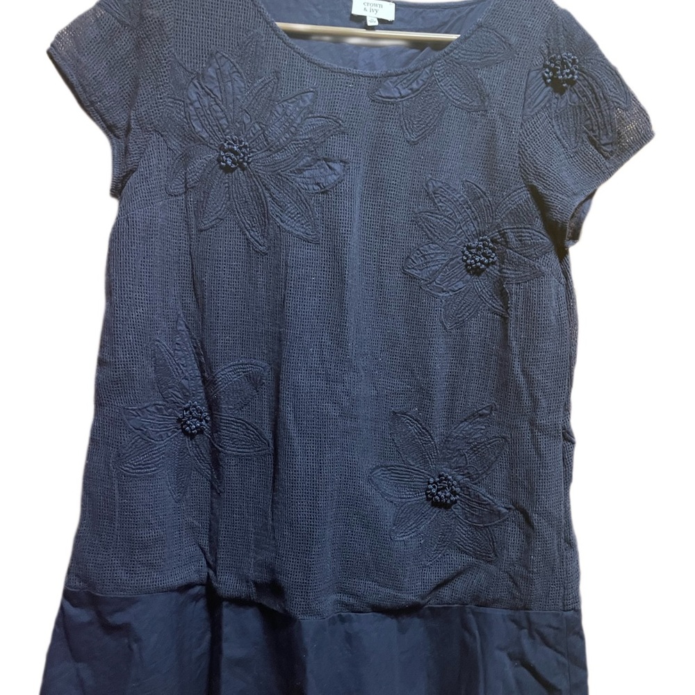 Size medium, navy blue crown, crown and  ivy dress